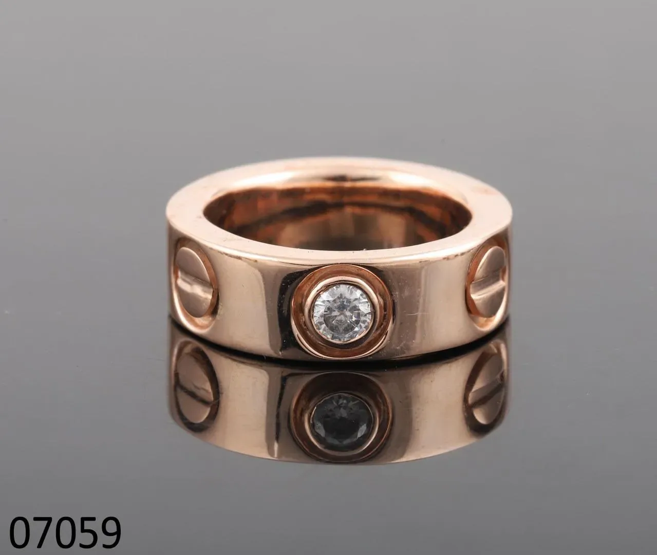 The Rohan Rose Gold Screw Band by Chawla Jewellers